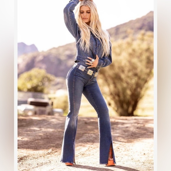 Jessica Simpson Charmed Flare High Dive high rise fitted flare jeans size 10/30 - Picture 3 of 5